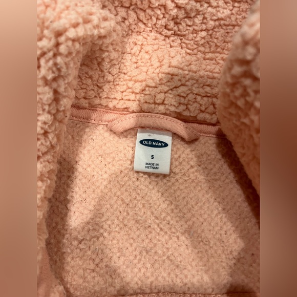 Old navy peach Sherpa zip up jacket - Picture 2 of 2